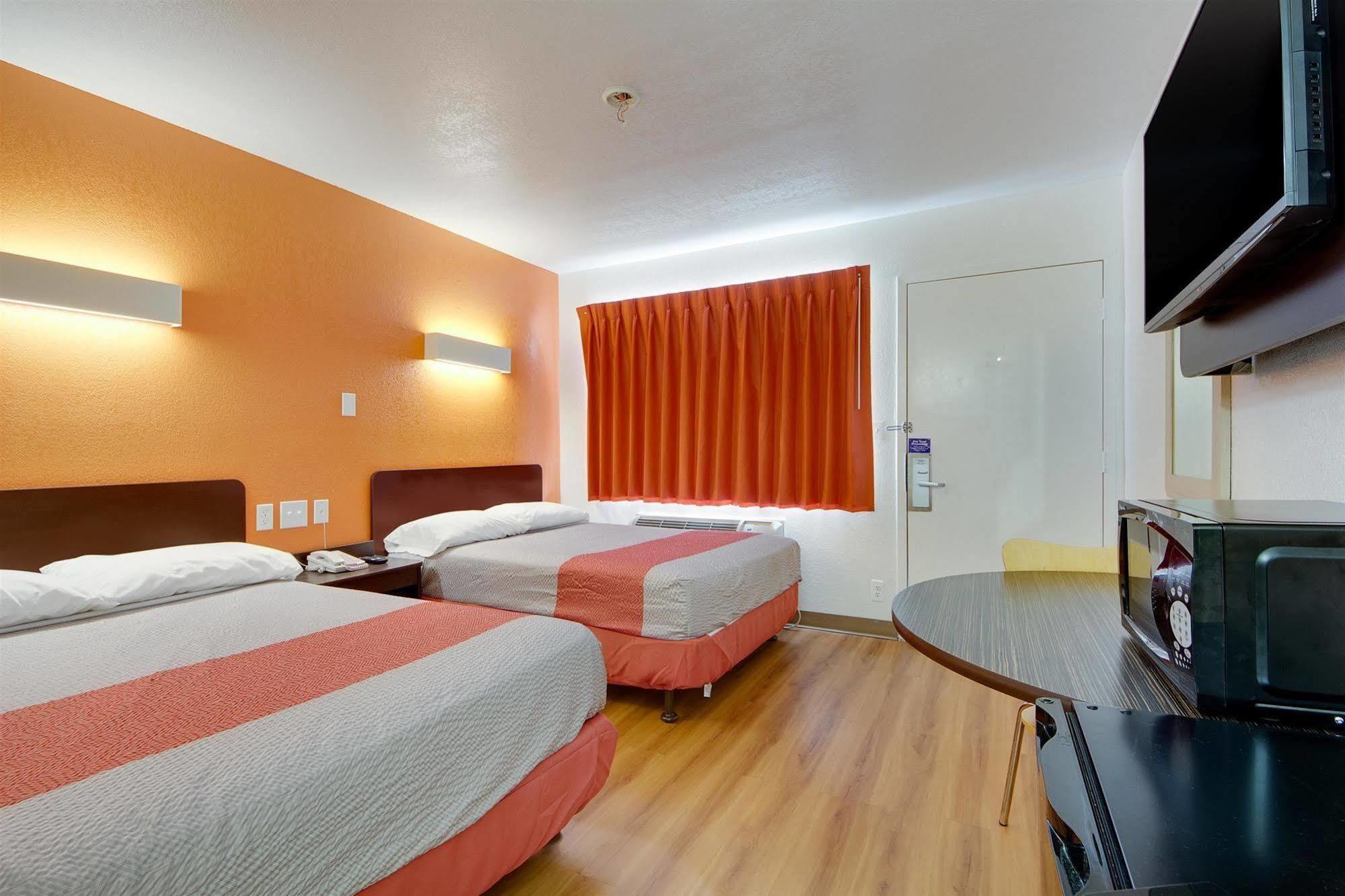 Avera Suites Muskogee Ngoại thất bức ảnh