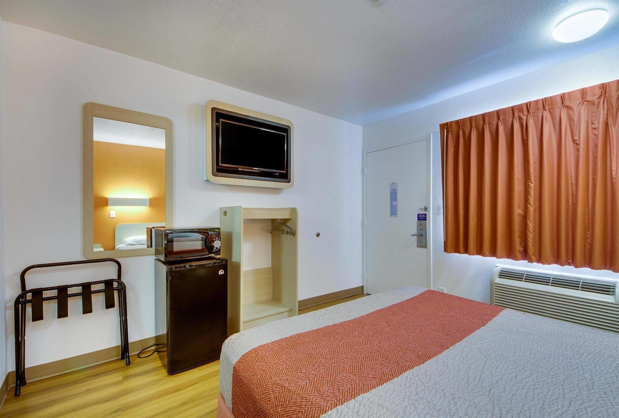 Avera Suites Muskogee Ngoại thất bức ảnh