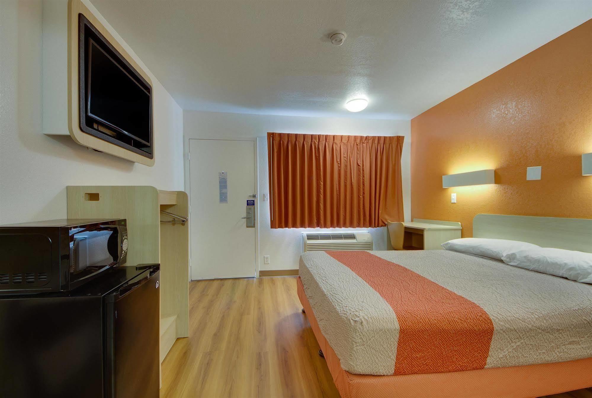 Avera Suites Muskogee Ngoại thất bức ảnh
