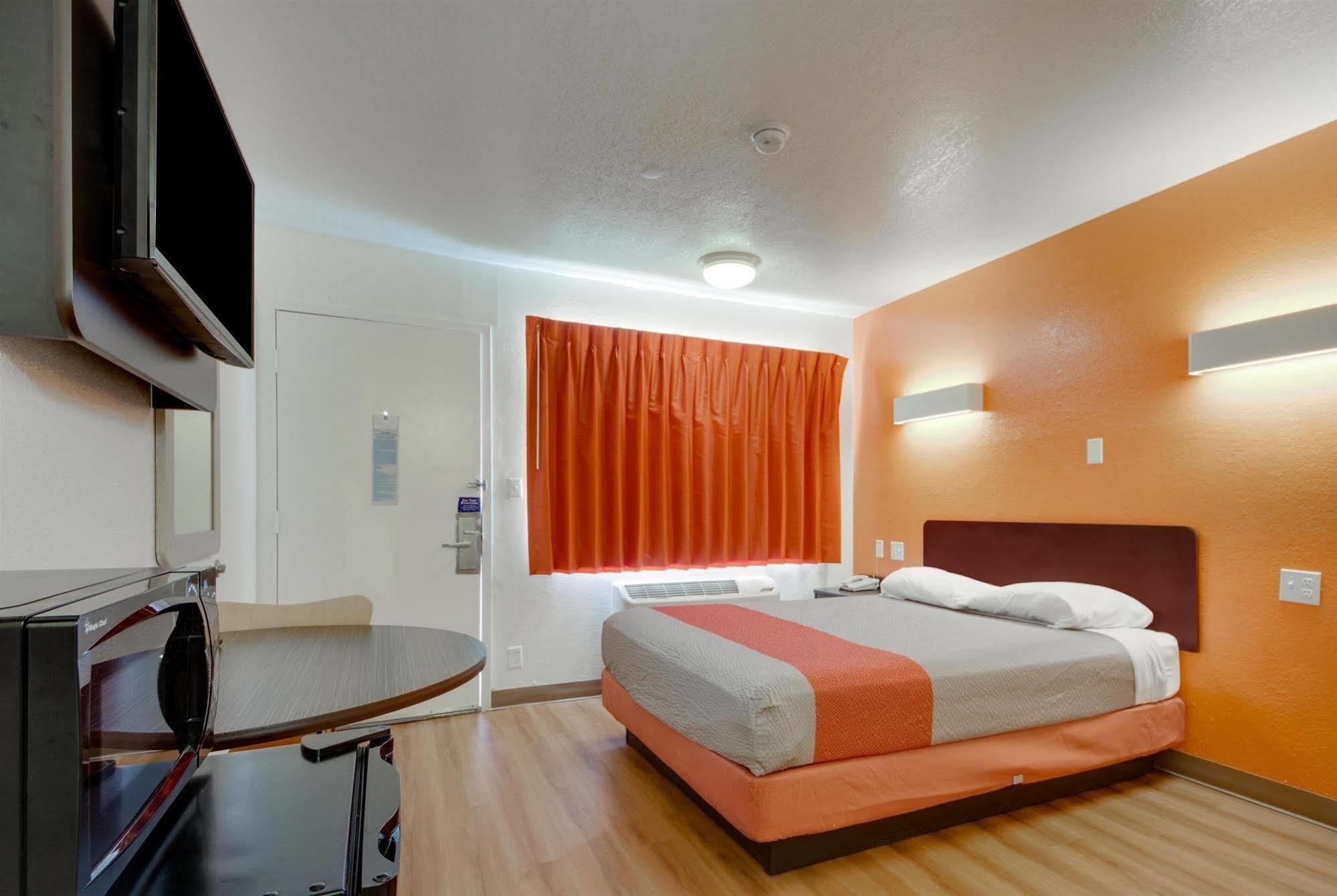 Avera Suites Muskogee Ngoại thất bức ảnh